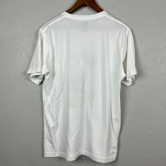 NEW! Disney x Uniqlo Graphic Tee Mickey Mouse - L - Picture 3 of 4